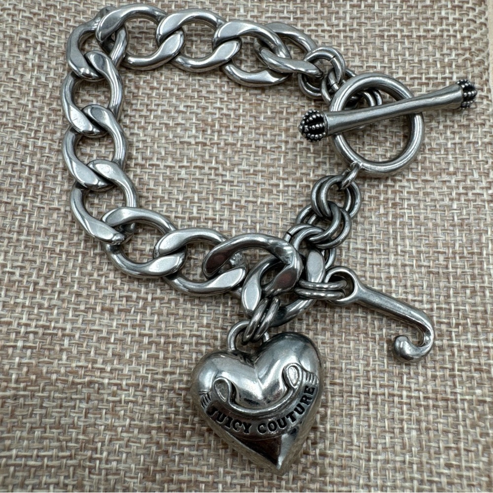 Juicy Couture Silver Heart Charm Bracelet 7” Vintage